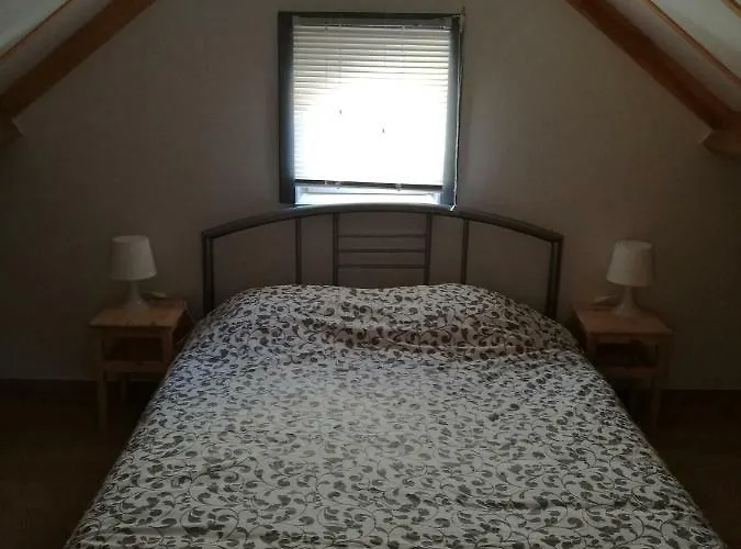 Zeehuisje 16 Holiday home *